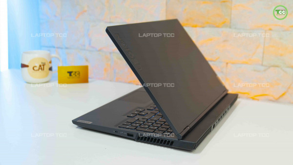 Lenovo Legion Y7000 2021