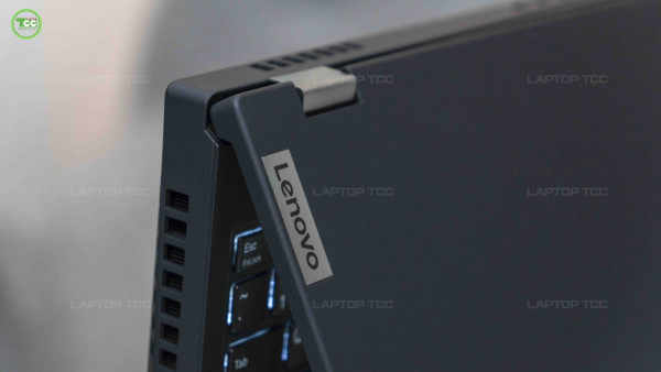 Lenovo Thinkpad P15 Gen 2 Core i7-11850H, Ram 32GB, 512GB SSD, 15.6 FHD, RTX A3000