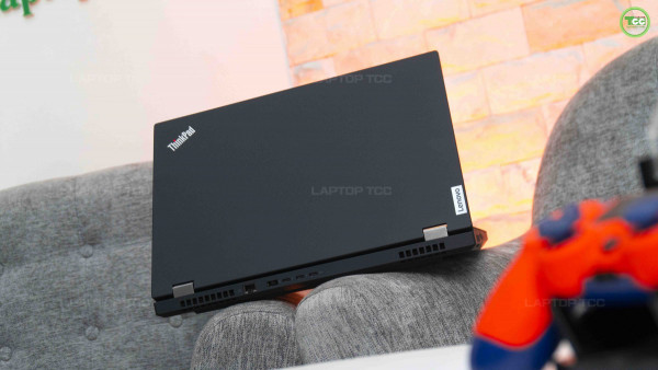 Lenovo Thinkpad P15 Gen 2 Core i7-11850H, Ram 32GB, 512GB SSD, 15.6 FHD, RTX A3000