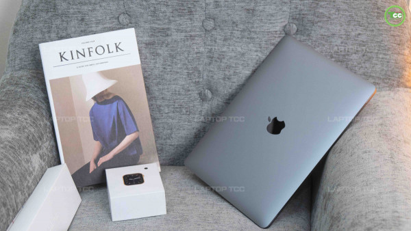 Macbook Pro 13 2020 M1 / 8GB / 256GB