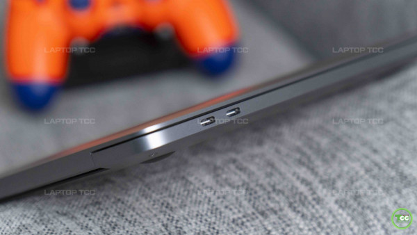 Macbook Pro 13 2020 M1 / 8GB / 256GB