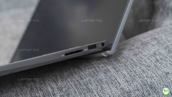 Dell Inspiron 15 5510 (2021) Core i5-11300H, RAM 8GB, SSD 256GB, 15.6