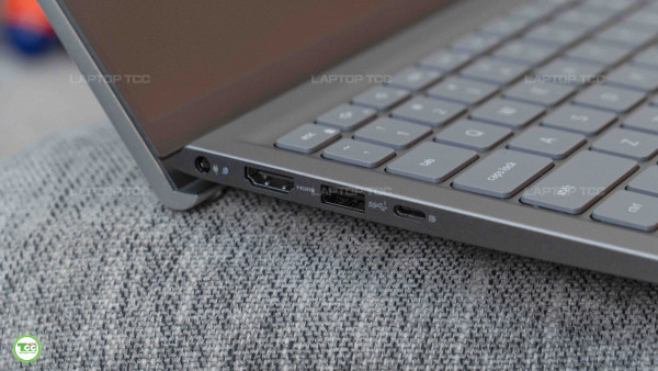 Dell Inspiron 15 5510 (2021) Core i5-11300H, RAM 8GB, SSD 256GB, 15.6