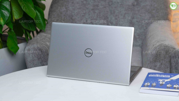 Dell Inspiron 15 5510 (2021) Core i7-11390H, RAM 8GB, SSD 256GB, 15.6