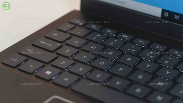 Dell Vostro 5502 i5-1135G7, Ram 16Gb, SSD 256Gb, FULL HD, Card On 