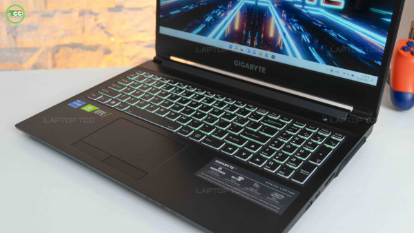 LAPTOP GAMING GIGABYTE G5 2021