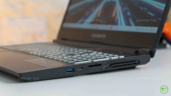 LAPTOP GAMING GIGABYTE G5 2021