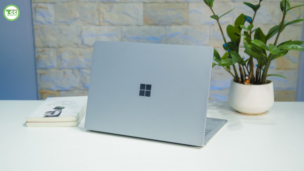 Surface Laptop 4