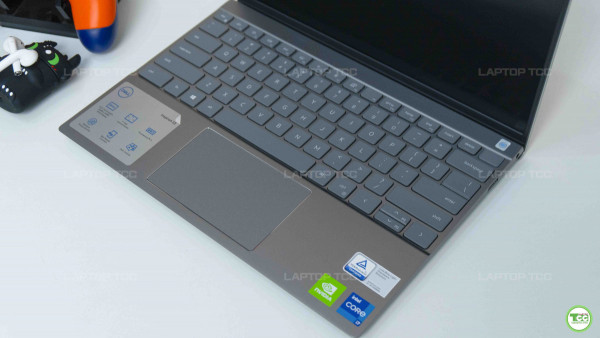 Dell Inspiron 13 5310 (2021) Core i7-11370H, Ram 16GB, SSD 512GB, 13.3