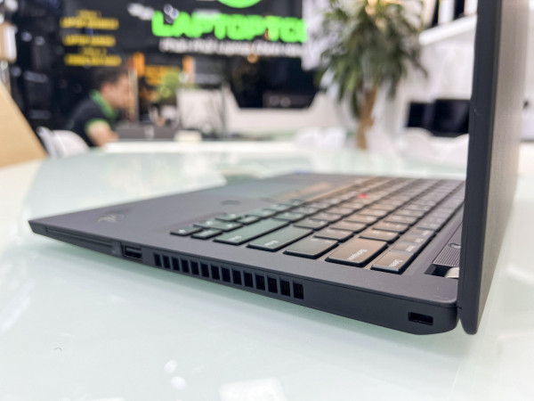 Lenovo ThinkPad T14 Gen 2 Core i5-1145G7, Ram 16GB, SSD 256GB, 14.0