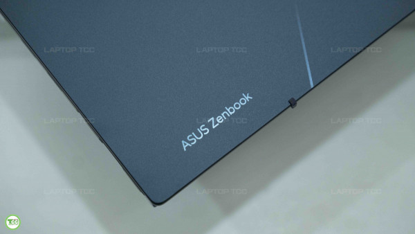 Asus Zenbook 14 Q409ZA