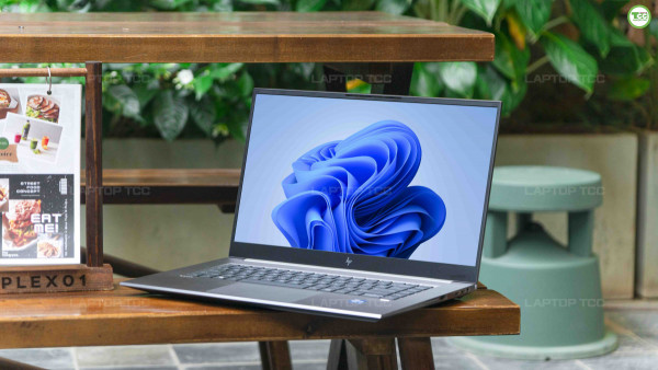 HP ZBook Studio G8