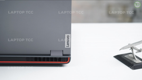 Lenovo ThinkPad P16 (2022)  Core i7-12850HX, Ram 16GB, SSD 512GB, 16.0