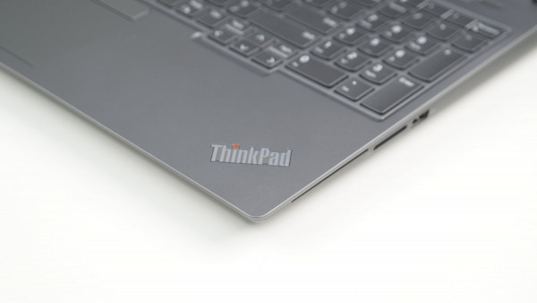 Lenovo ThinkPad P16 (2022)  Core i7-12850HX, Ram 16GB, SSD 512GB, 16.0