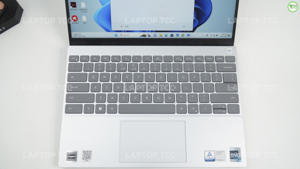 Dell Inspiron 13 5320 Core i5 1240P/ Ram 16GB/ SSD 512GB / 13.3 inch 2K