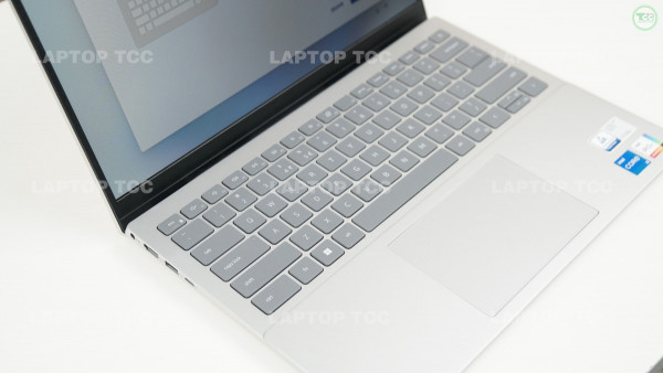 Dell Inspiron 5420 (2022) Core ™ i5-1240P, Ram 16GB, M.2 512GB, 14.0