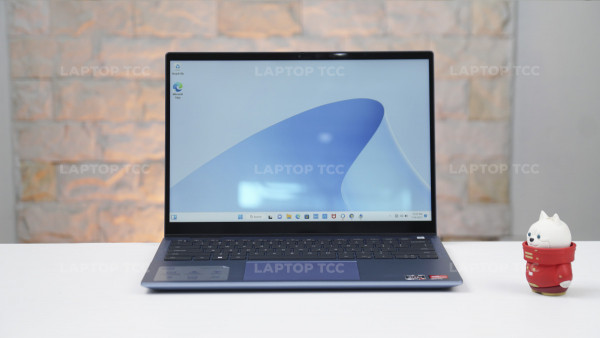 Dell Inspiron 7435 2-in-1 AMD  Ryzen™ 5 7530U, Ram 8GB, 512GB SSD, 14.0