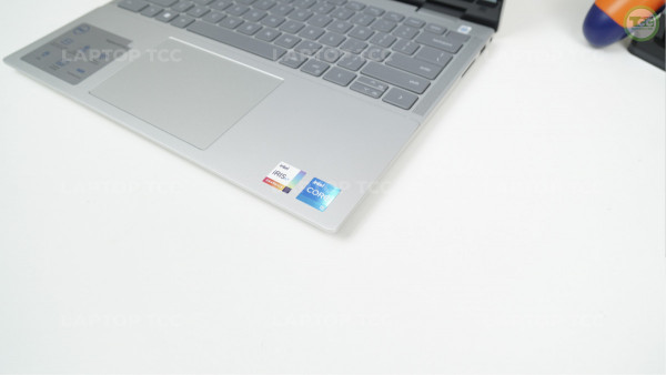 Dell Inspiron 7430 2-in-1 (2023) Core i5-1335U, Ram 8GB, SSD 512GB, 14