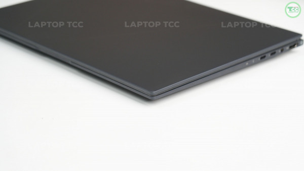 Asus Zenbook 14X OLED Q410VA