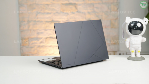 Asus Zenbook 14X OLED Q410VA