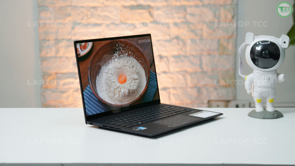 Asus Zenbook 14X OLED Q410VA