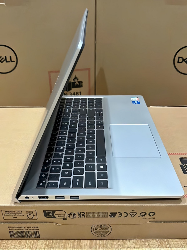 Dell Inspiron 3520 Core i5-1235U, Ram 16GB, SSD 512GB, 15.6