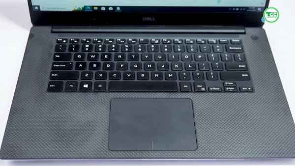 Laptop Cũ Dell Precision 5520 Core i7-7700HQ/7820HQ/ RAM 16GB / SSD 256GB / VGA M1200 / 15.6″ 4K