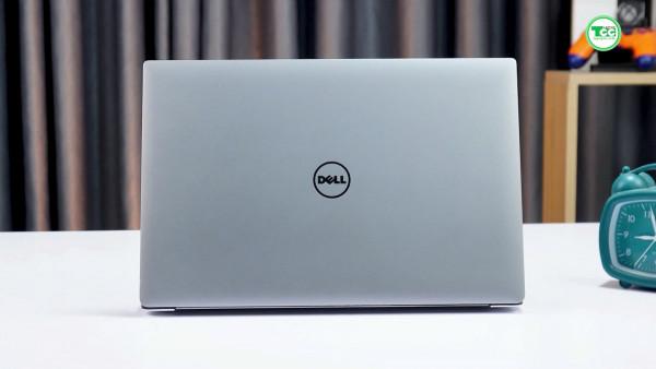 Laptop Cũ Dell Precision 5520 Core i7-7700HQ/7820HQ/ RAM 16GB / SSD 256GB / VGA M1200 / 15.6″ 4K