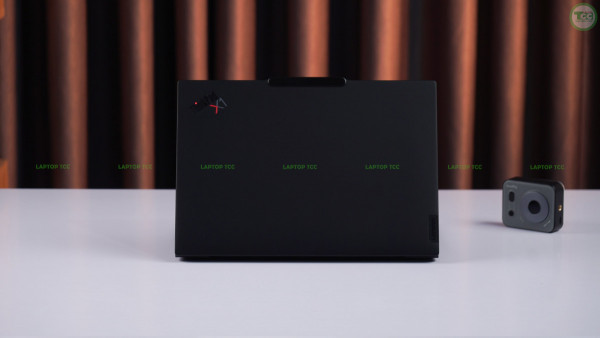 Lenovo Thinkpad X1 Carbon Gen 12 (2024)  Core™ Ultra 7-155u, RAM 16GB, SSD 512GB, FHD+ TOUCH