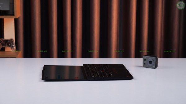 Lenovo Thinkpad X1 Carbon Gen 12 (2024)  Core™ Ultra 7-155u, RAM 16GB, SSD 512GB, FHD+ TOUCH