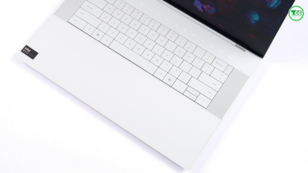 Dell XPS 9640 (2024) Core™ Ultra 9-185H, RAM 32GB, SSD 1TB, RTX 4070, 4K OLED
