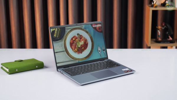 Dell Inspiron 14 5445 (2024) Ryzen™ 7 8840HS, RAM 16GB, SSD 512GB, 2K