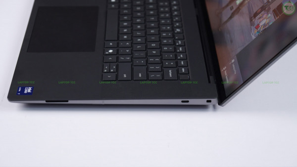 Dell Precision 5690 Ultra 9