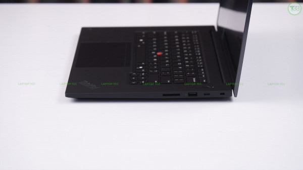 Lenovo ThinkPad P1 Gen 7 Core Ultra 7 - 155H, RAM 32GB, SSD 1TB, RTX 2000 Ada 8GB, 16-inch QHD+