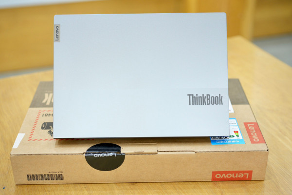 Lenovo ThinkBook 14 G7 AHP (2024) Ryzen 5 8645H | RAM 16GB | SSD 1TB | 14 inch 2.8K (2880x1800) 120Hz