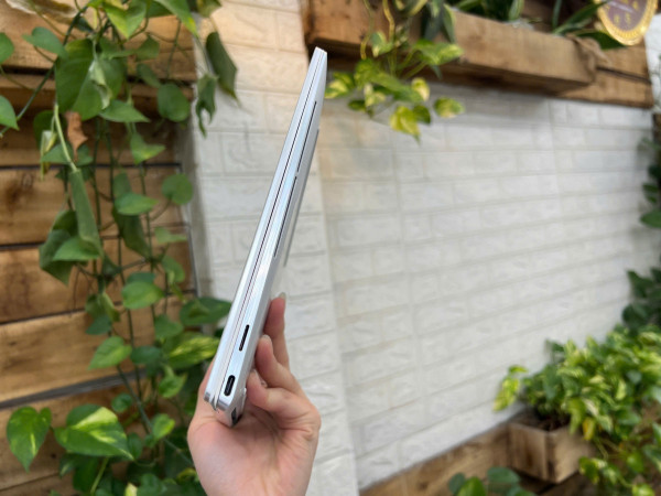 Dell XPS 13 9300 (2020) 10th 13.3