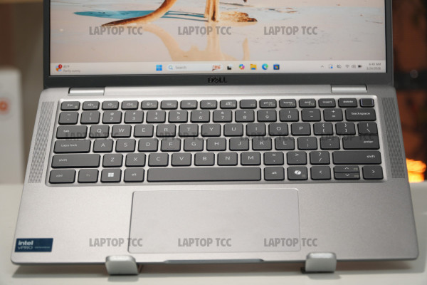 Dell Latitude 13 7350 (2024) Core™ Ultra 7 165U, RAM 32GB, SSD 512GB, FHD+ TOUCH