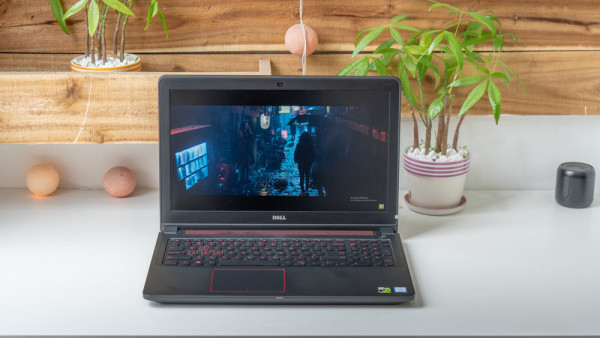 Laptop Cũ Dell Inspiron 5577 Gaming Core™ i7-7700HQ | RAM 8 GB |SSD 256GB| 15.6” Full HD | VGA GTX 1050 (4GB)