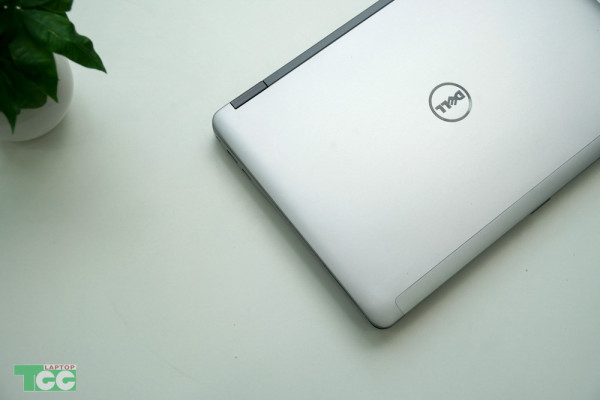 Laptop Cũ Dell Latitude E6540/ i7-4800MQ/ Ram 8GB/ SSD 256GB/ Màn Full HD/ Card AMD Radeon 8790